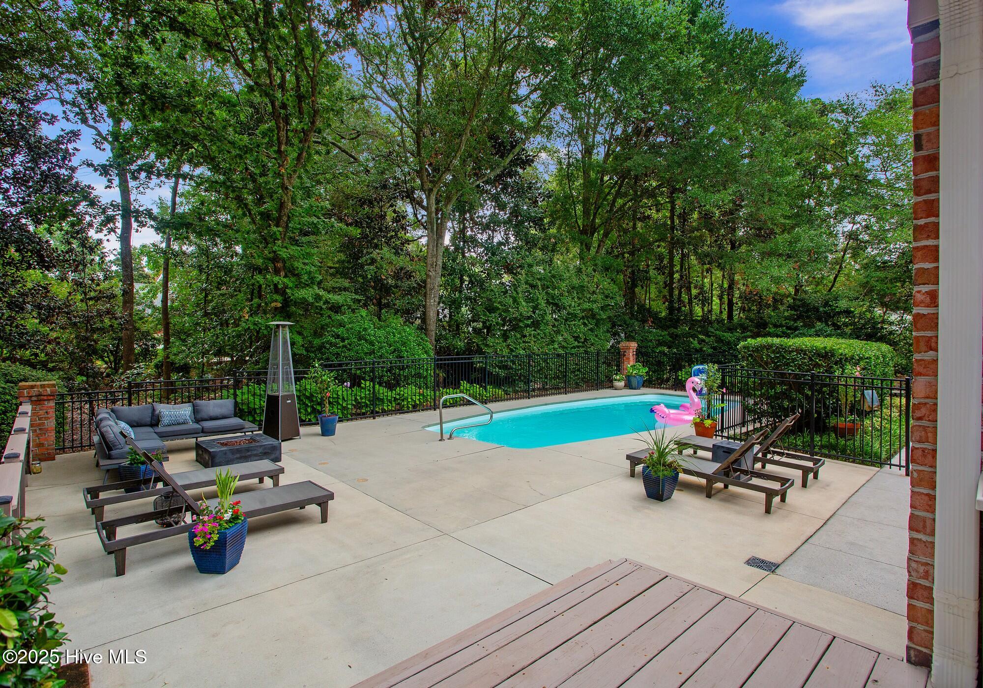 1508 Radian Road