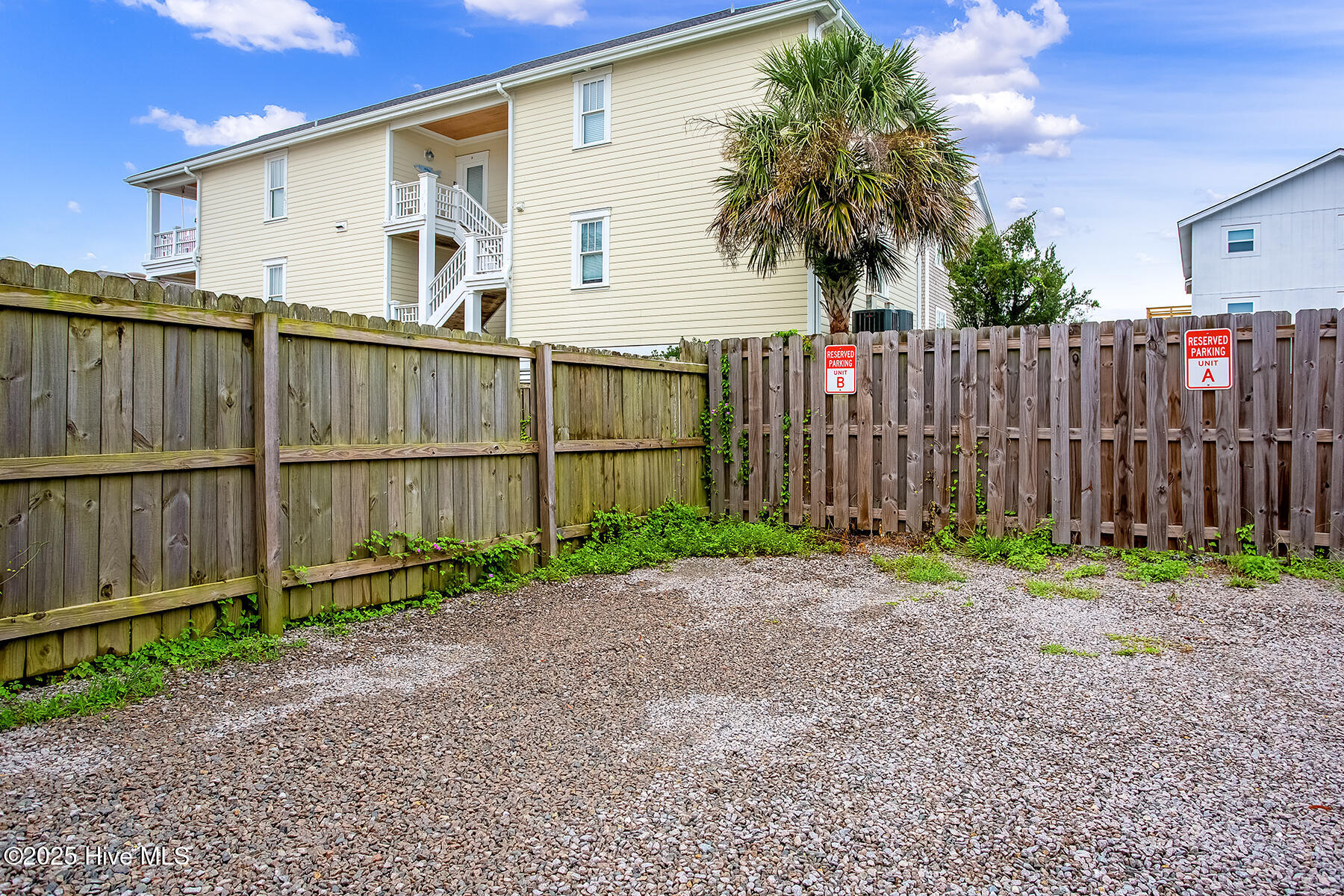 105 N Lumina Avenue, Apt B