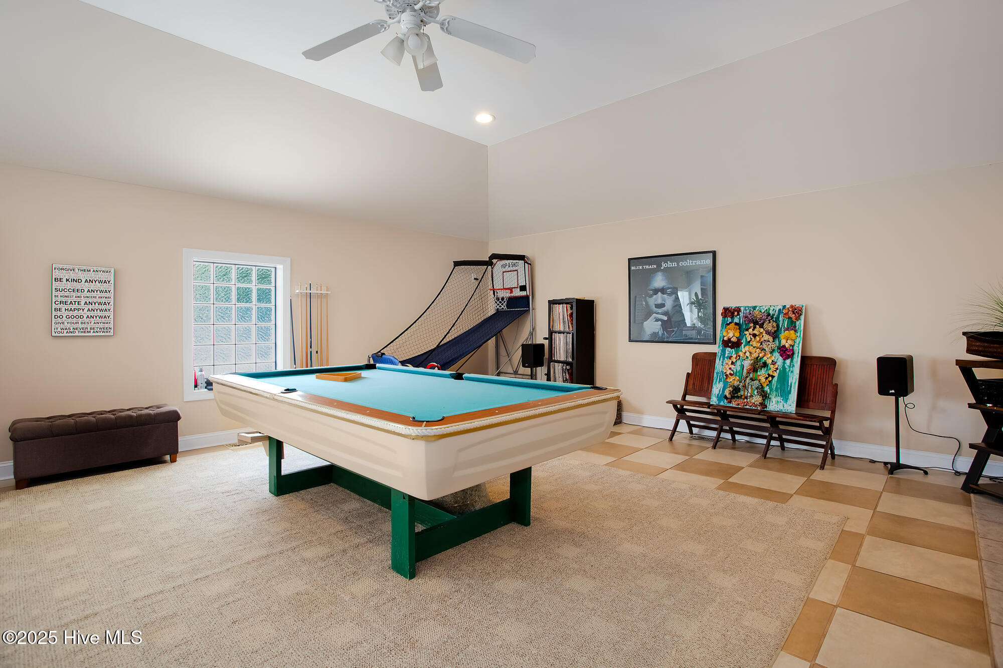100 Edgewater Lane