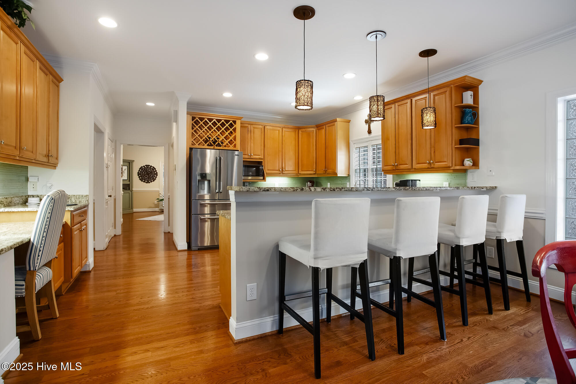 100 Edgewater Lane