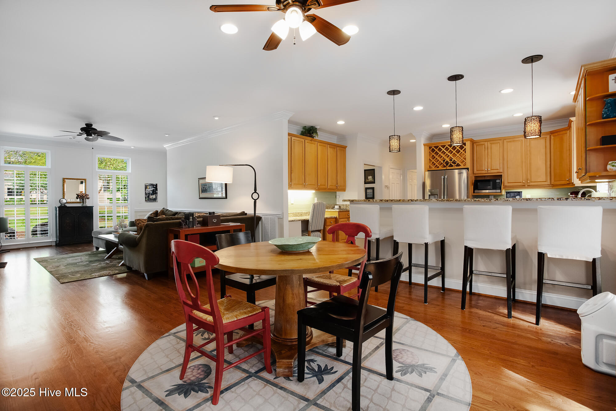 100 Edgewater Lane