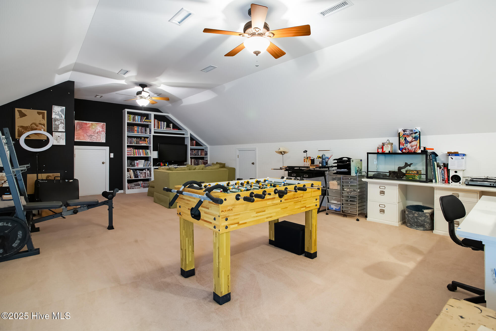 100 Edgewater Lane