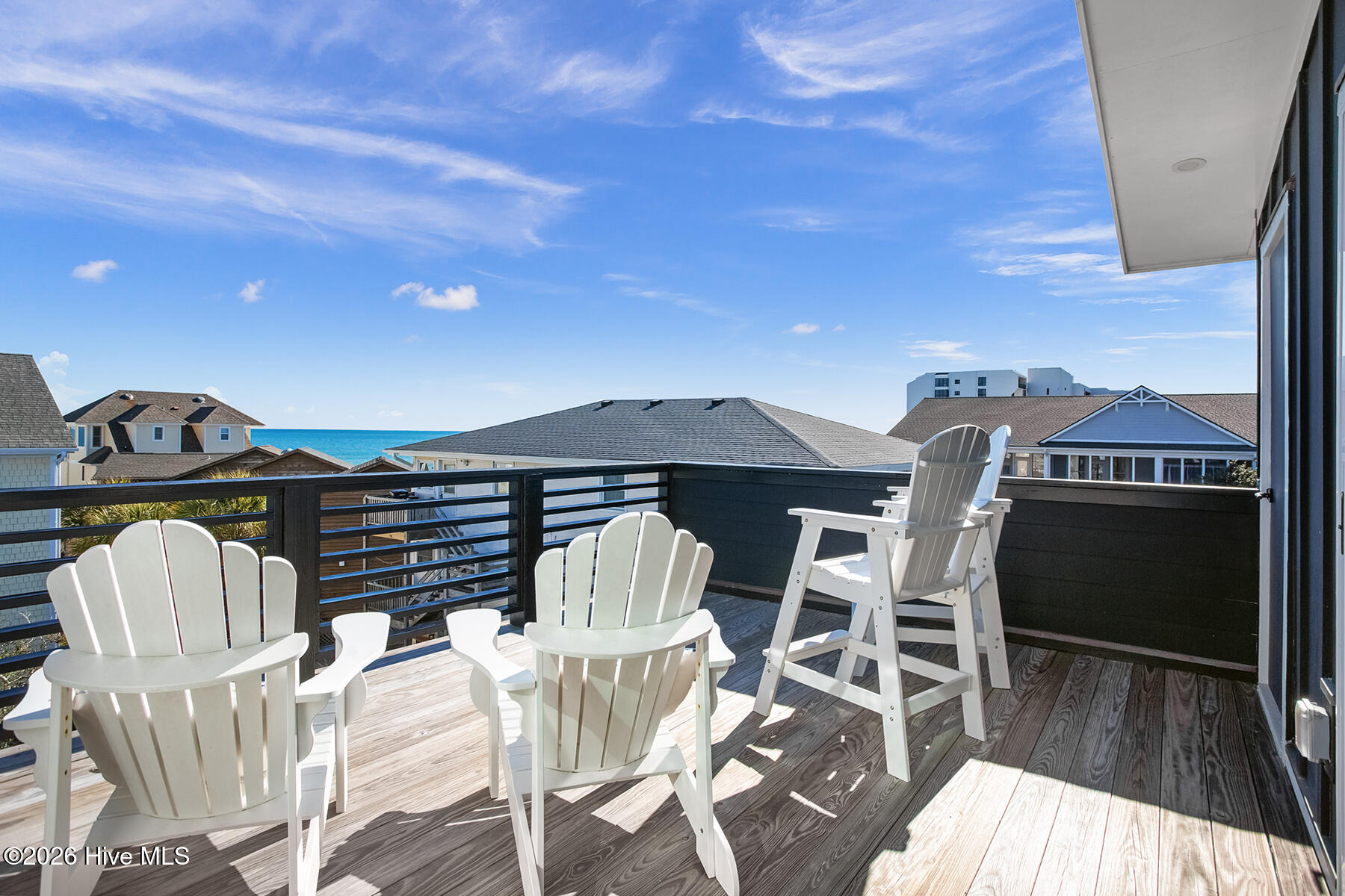 8 E Columbia Street E B