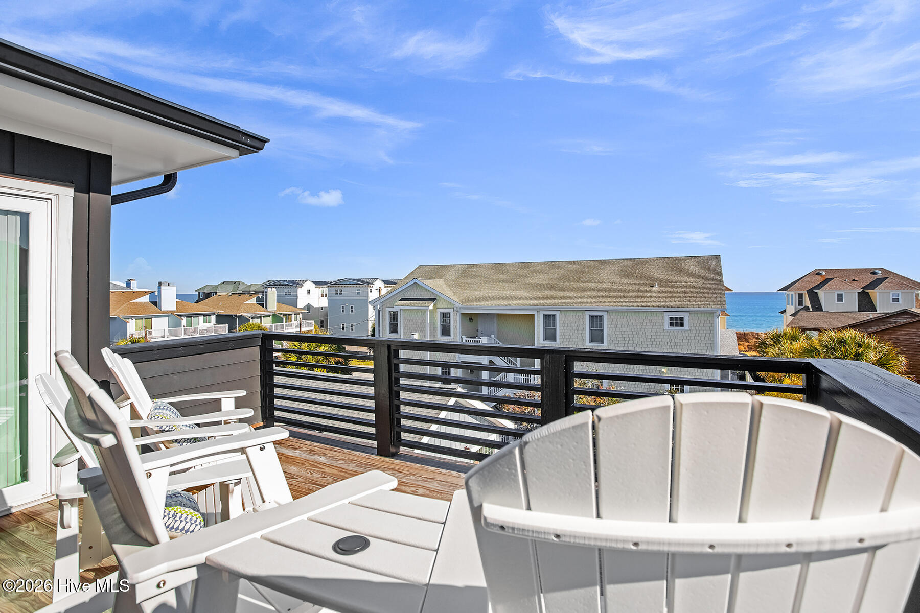 8 E Columbia Street E B