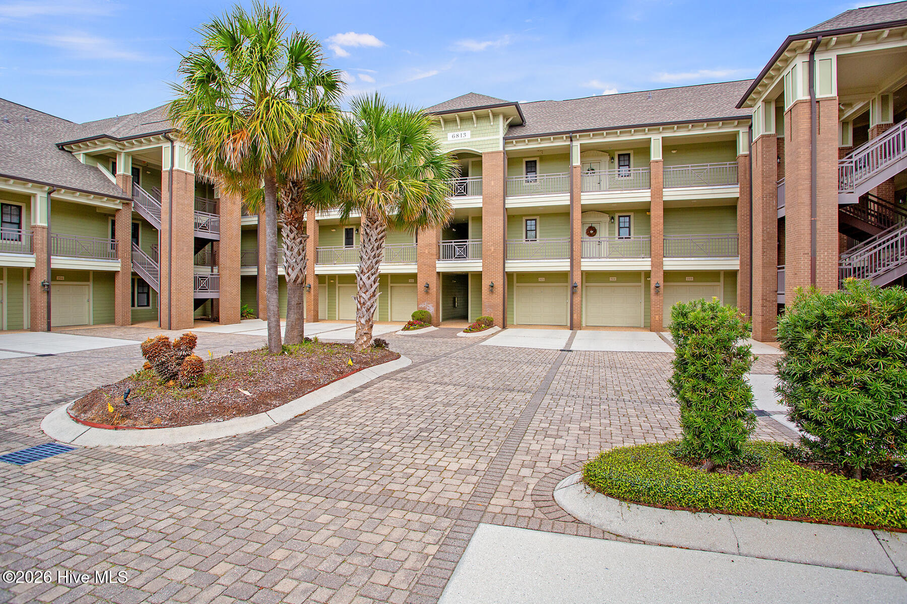6813 Mayfaire Club Drive 302