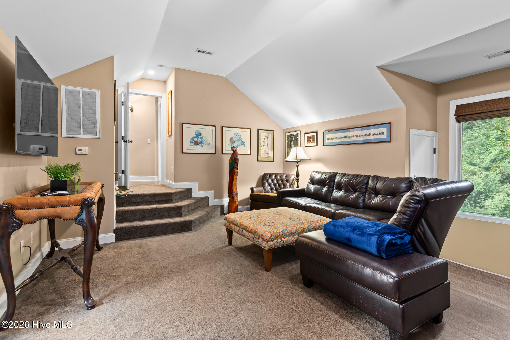 8709 Decoy Lane