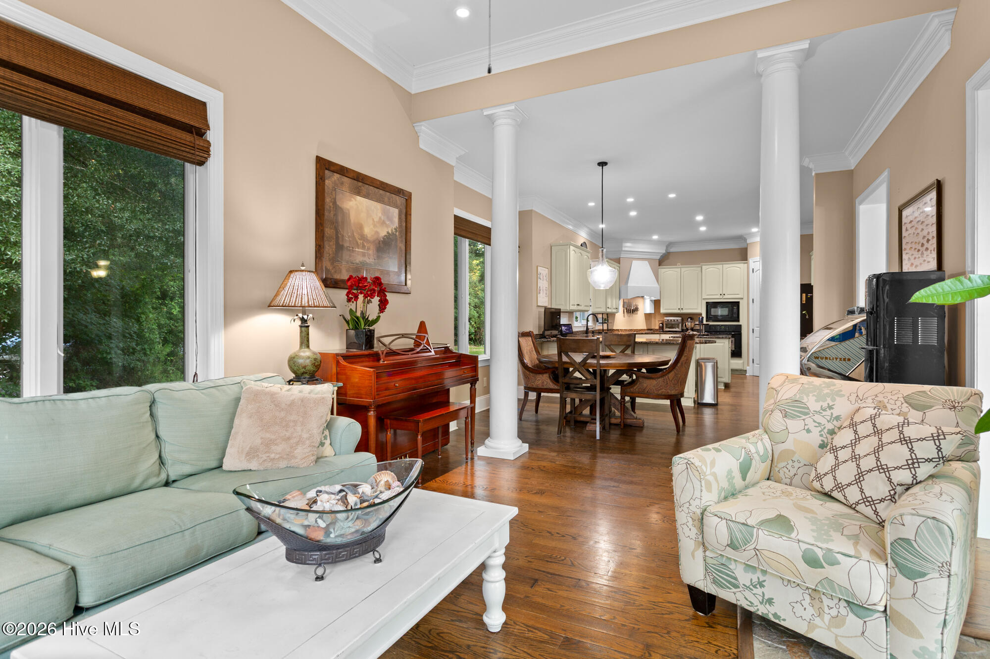 8709 Decoy Lane