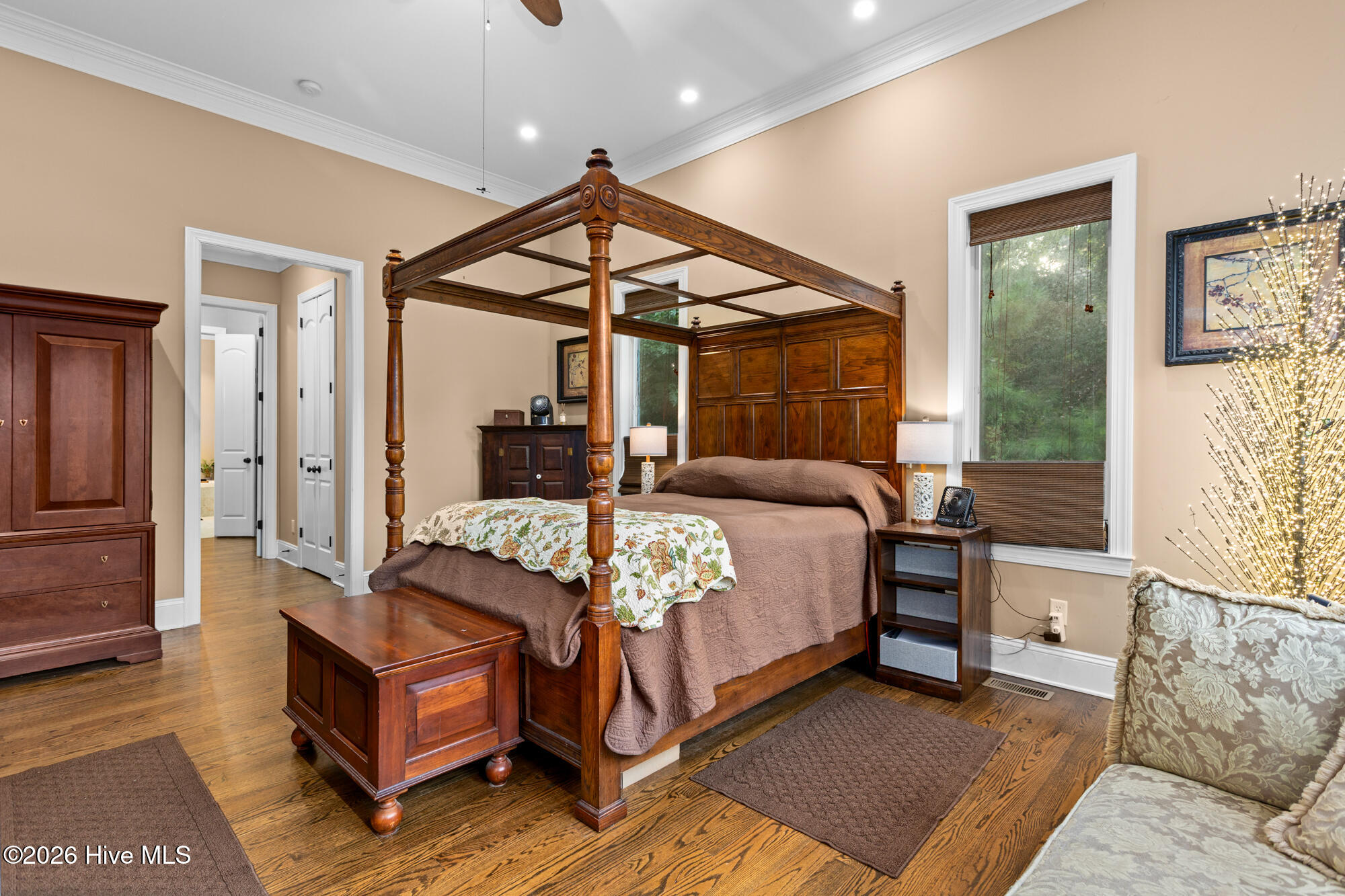 8709 Decoy Lane