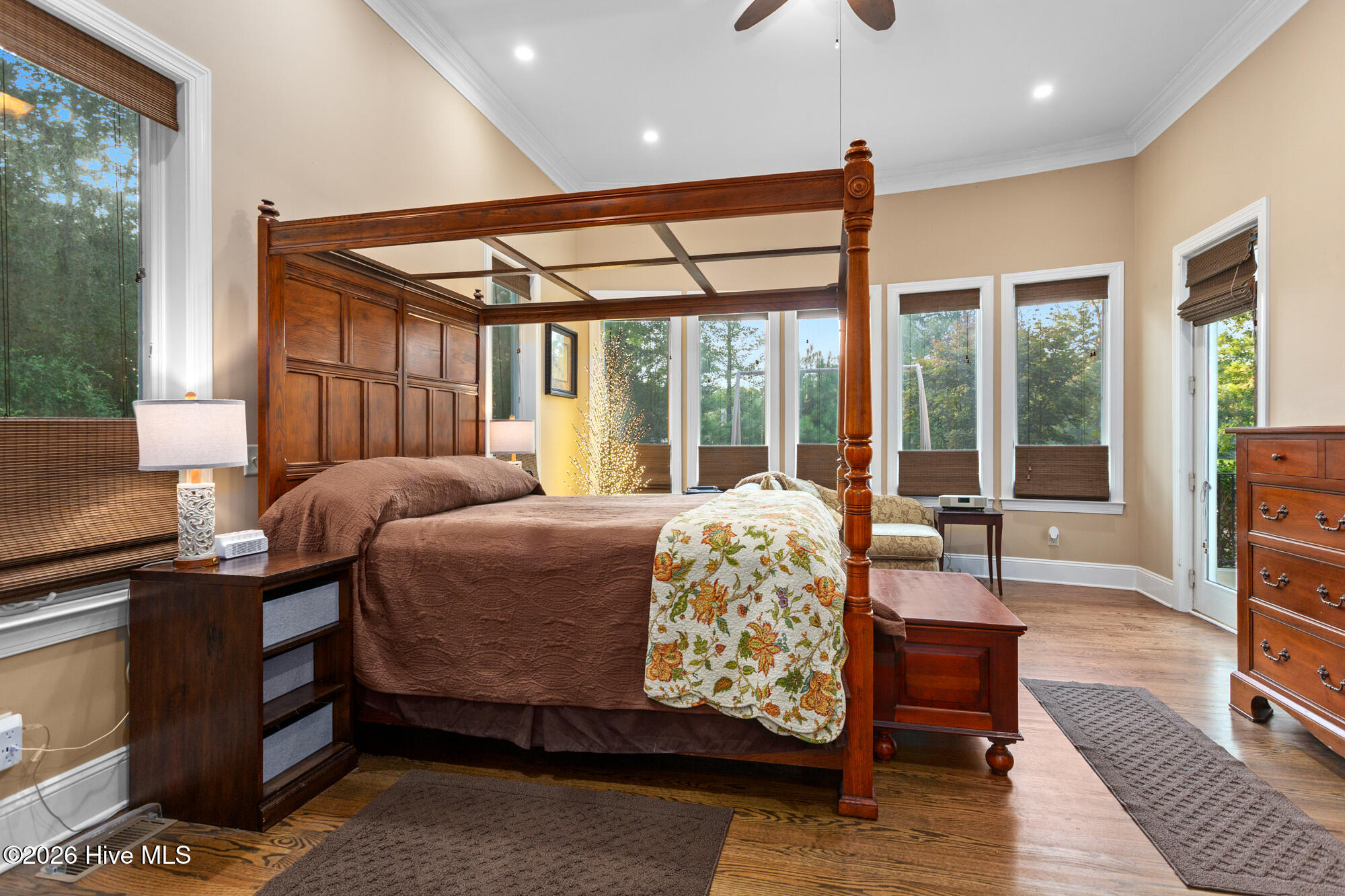 8709 Decoy Lane