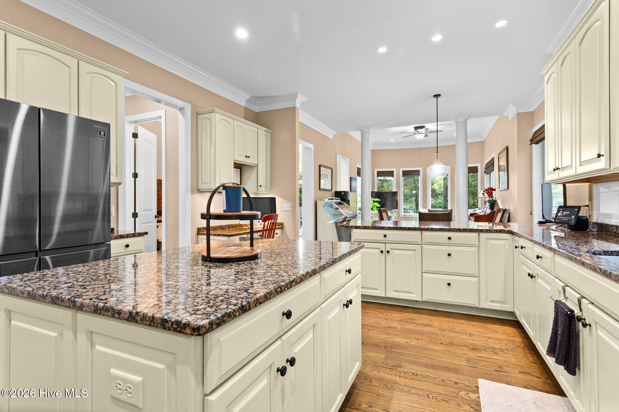 8709 Decoy Lane