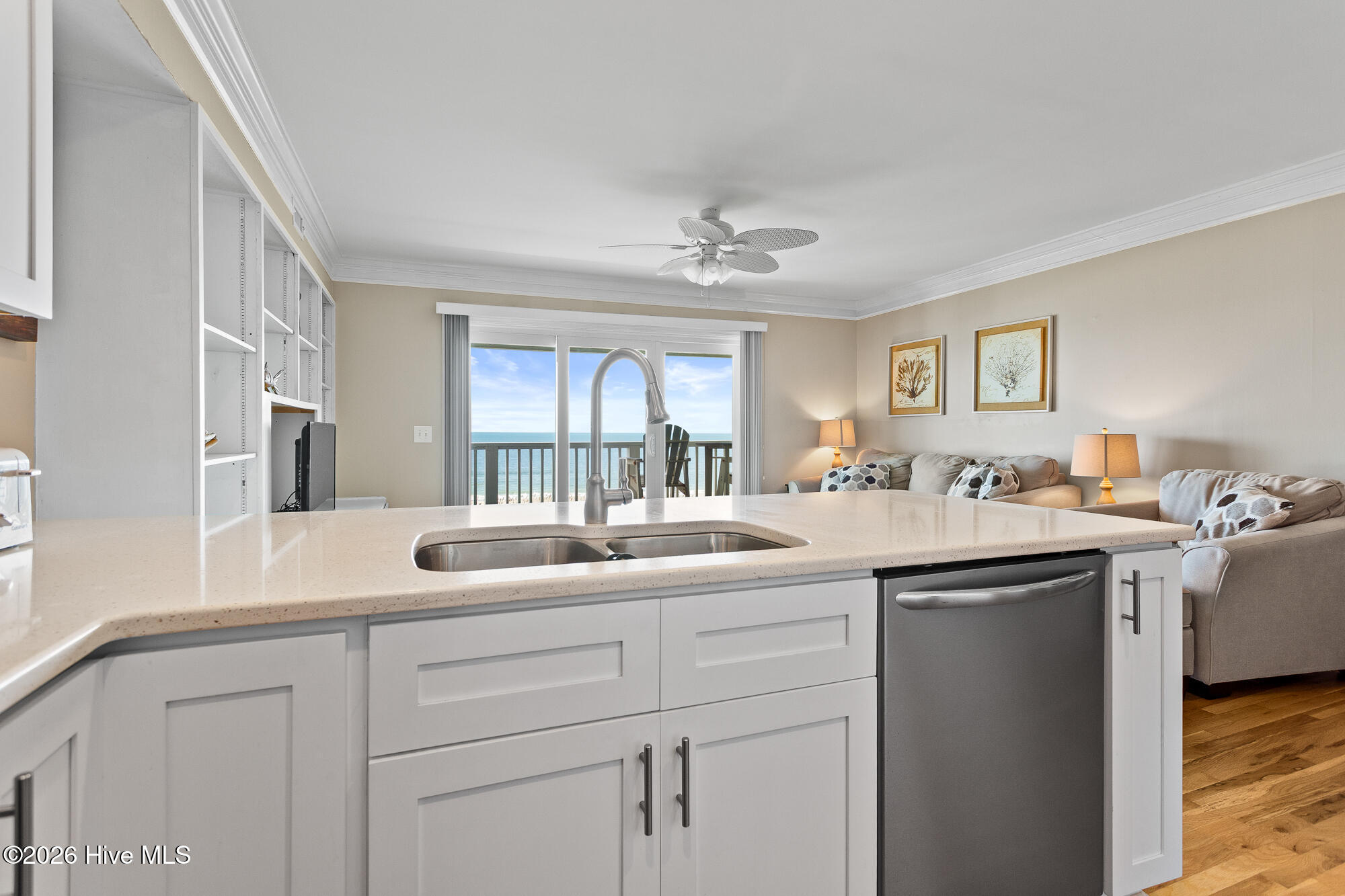 612 N Carolina Beach Avenue N Unit: Unit 3a