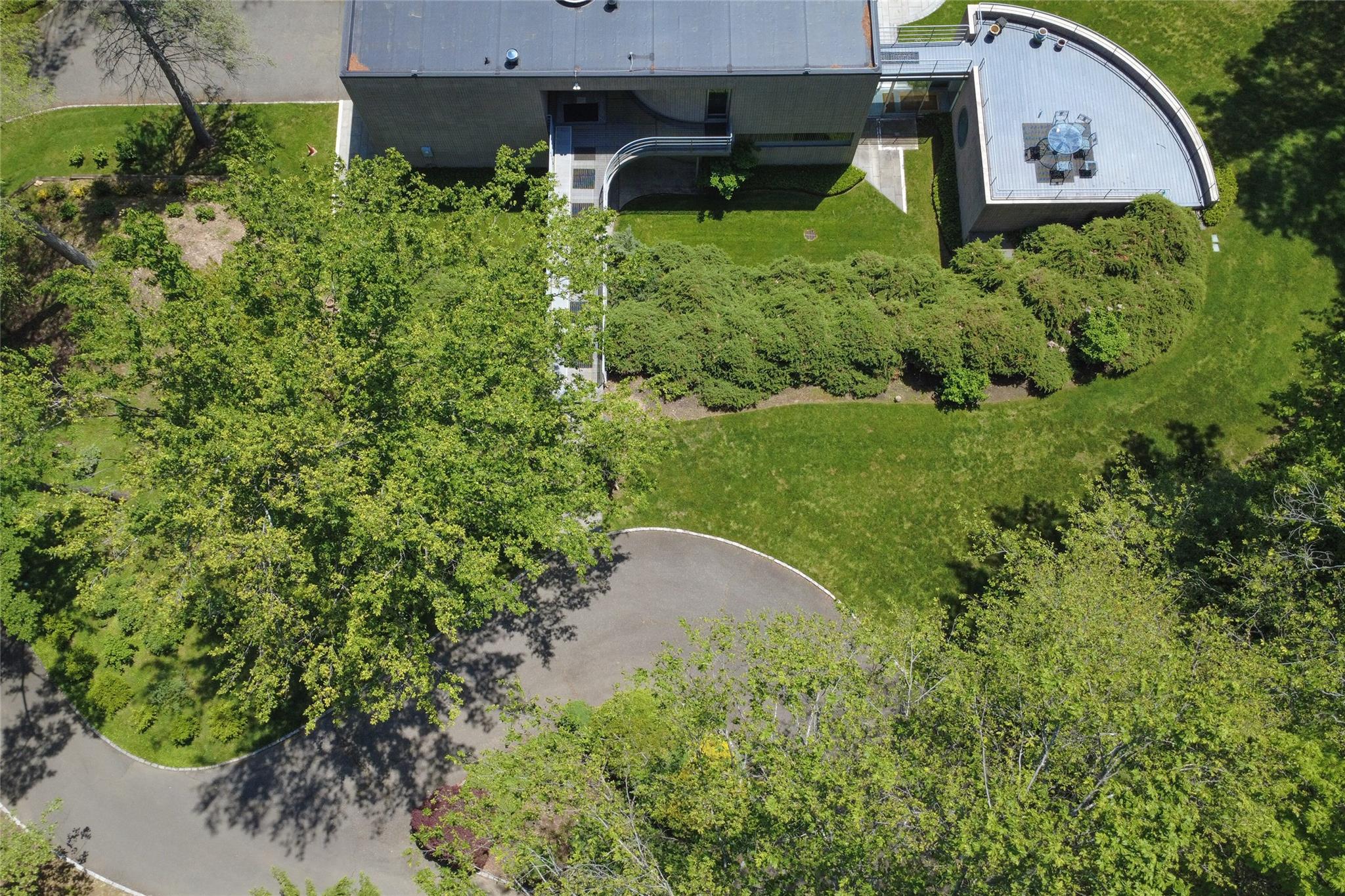 3 Paddock Court