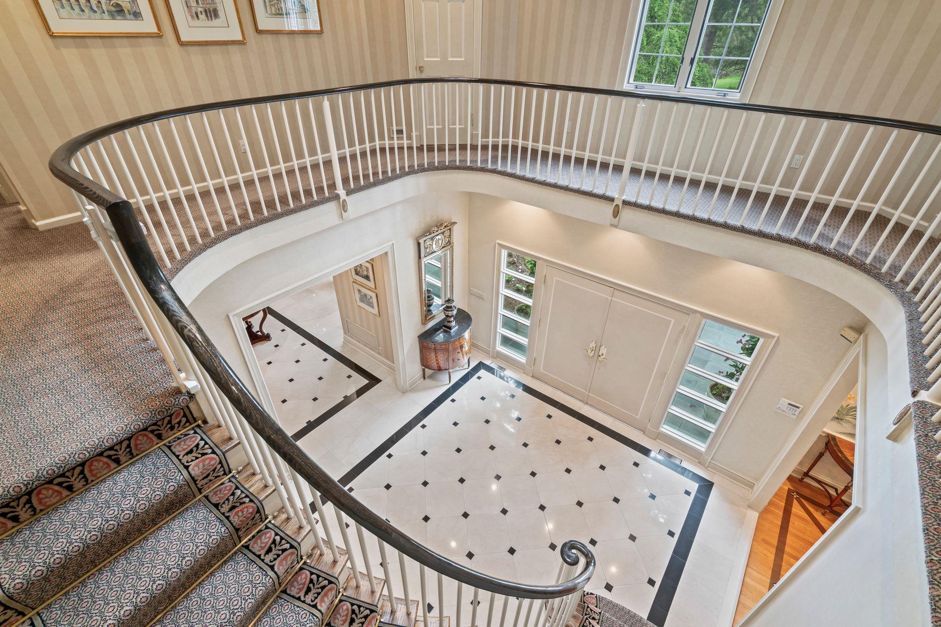 8 High Meadow Court