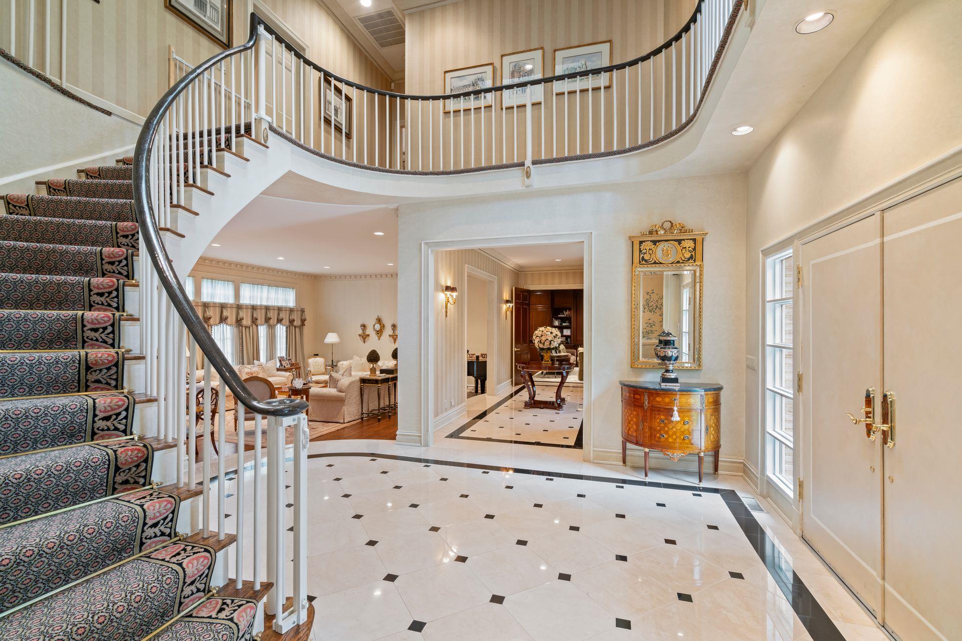8 High Meadow Court
