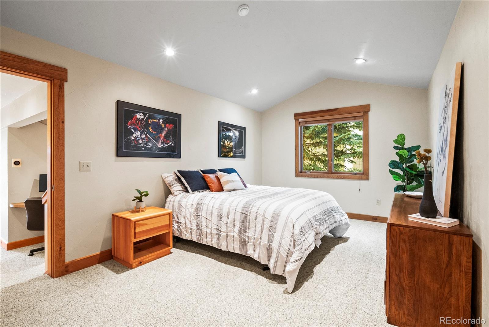 104 Ensign Drive Unit: A