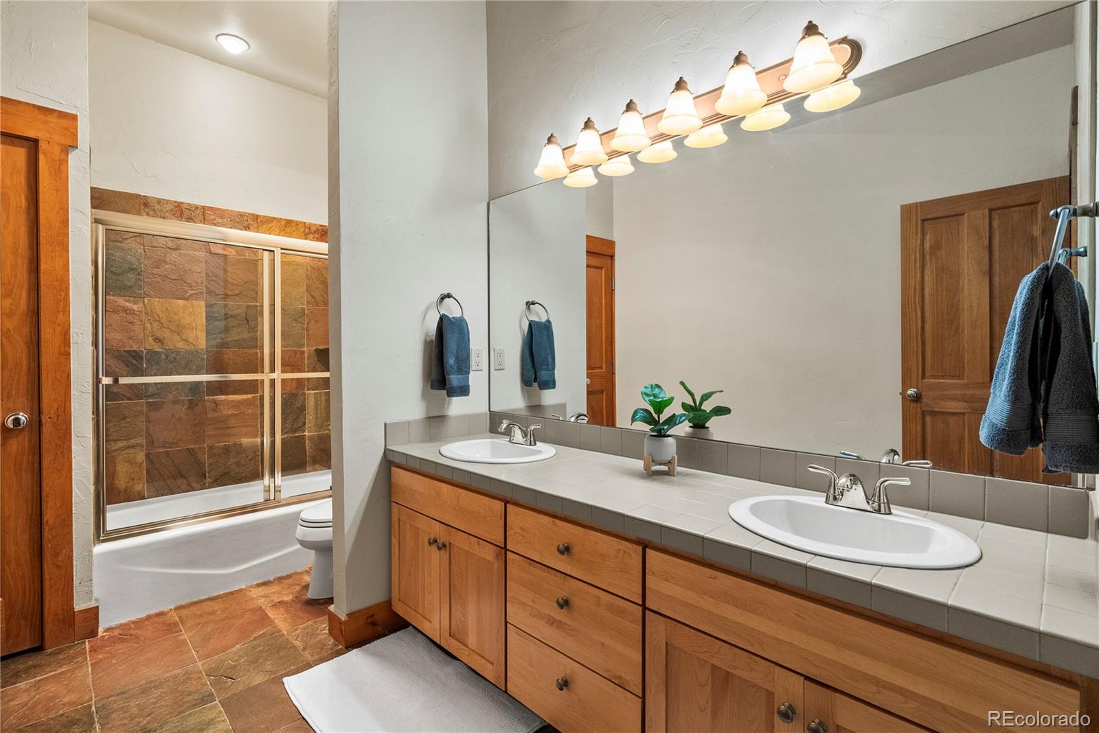 104 Ensign Drive Unit: A