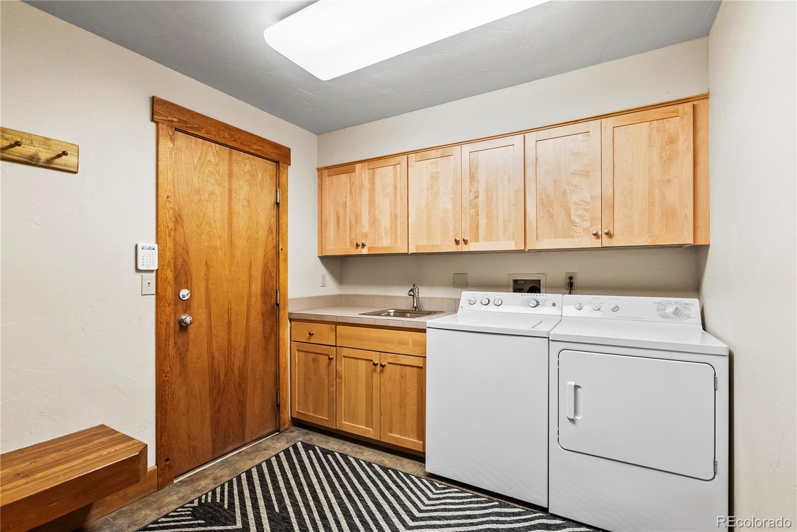 104 Ensign Drive Unit: A