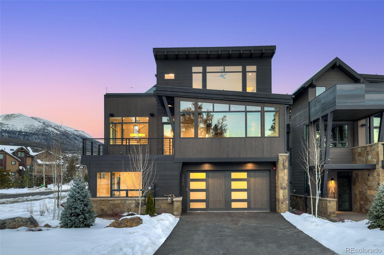 205 Frisco Street