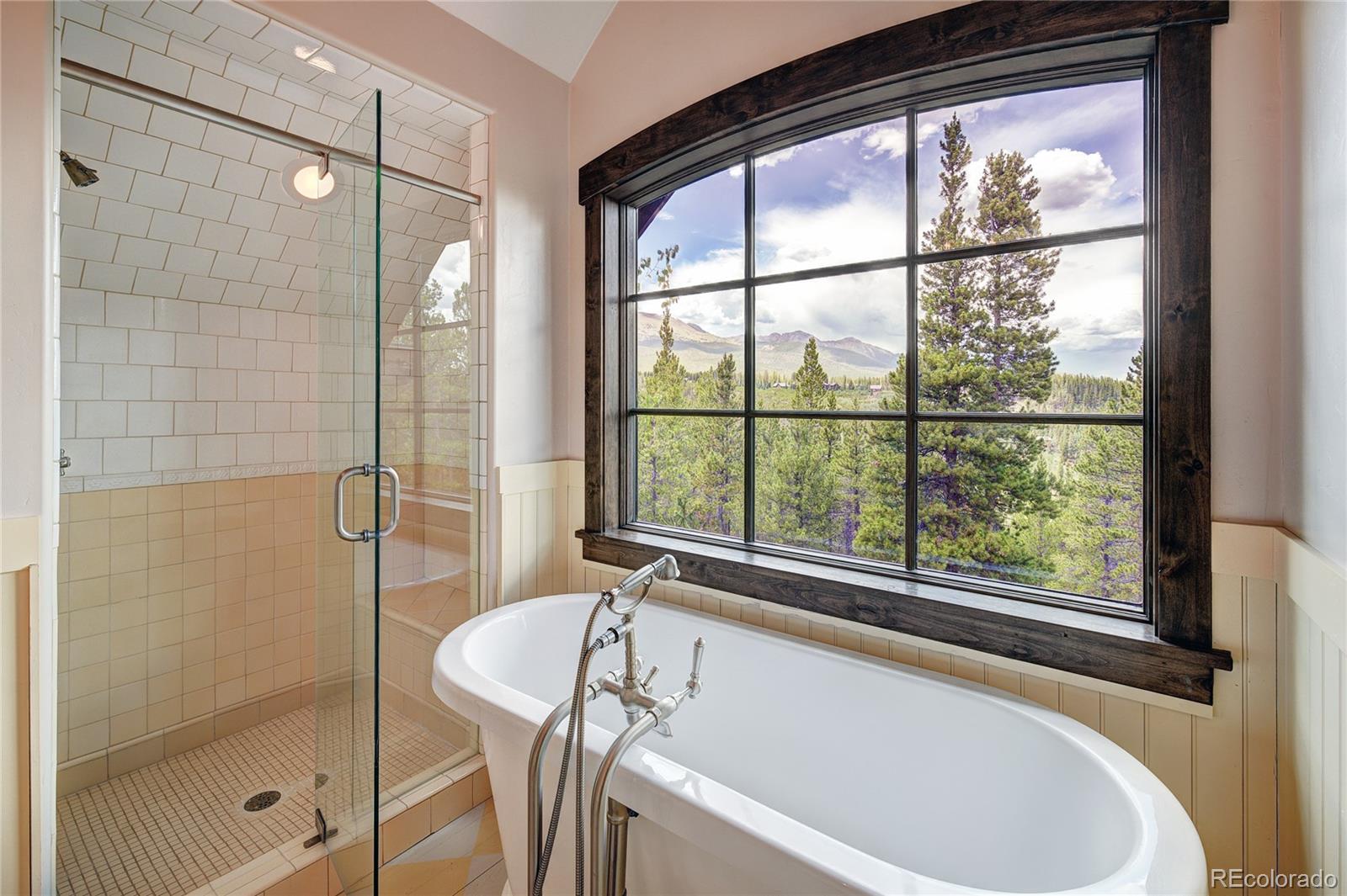456 Peerless Drive