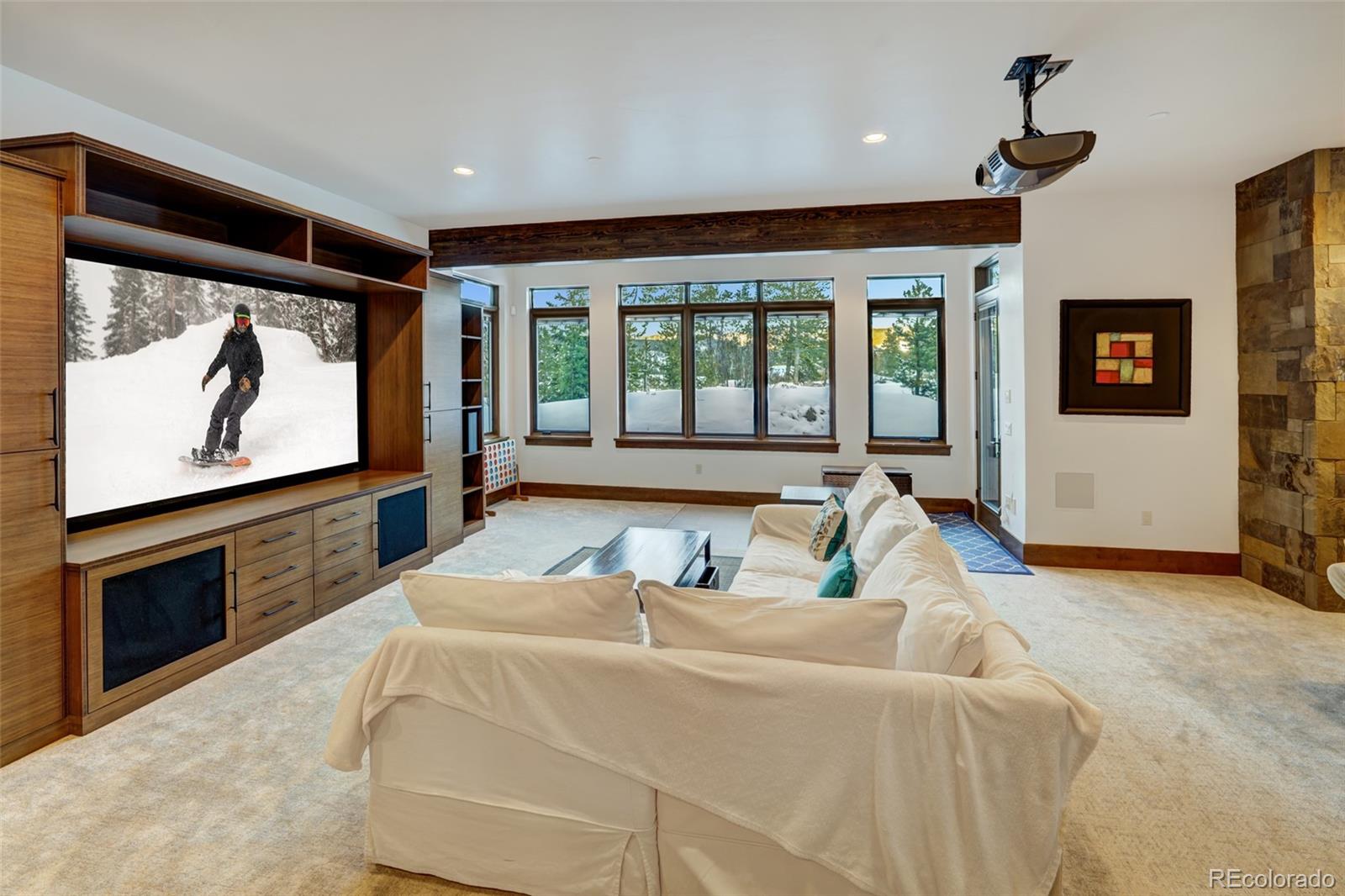 219 Glen Eagle Loop