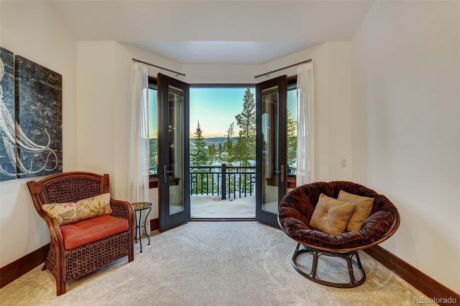 219 Glen Eagle Loop