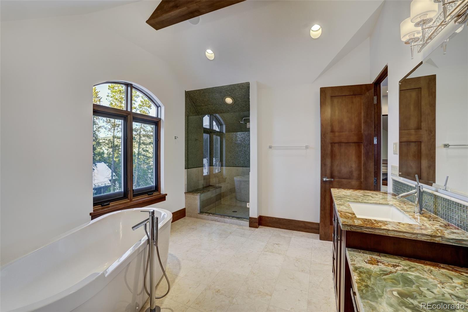 219 Glen Eagle Loop