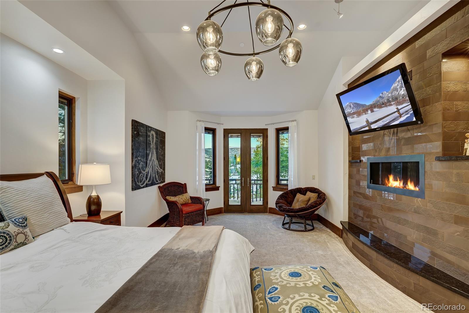 219 Glen Eagle Loop