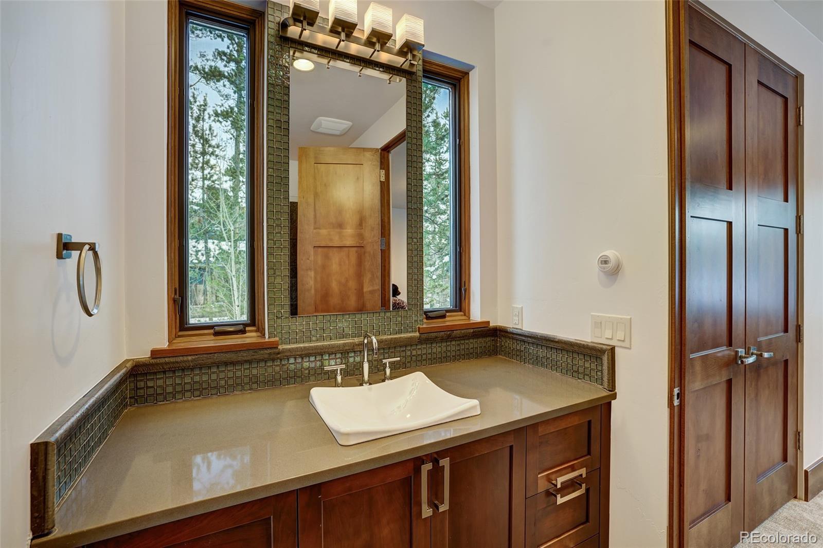 219 Glen Eagle Loop