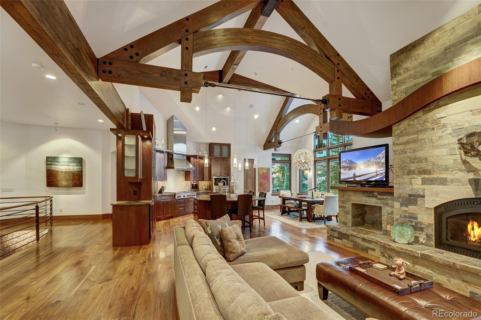 219 Glen Eagle Loop