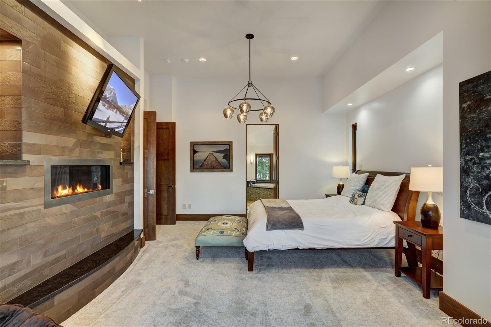 219 Glen Eagle Loop