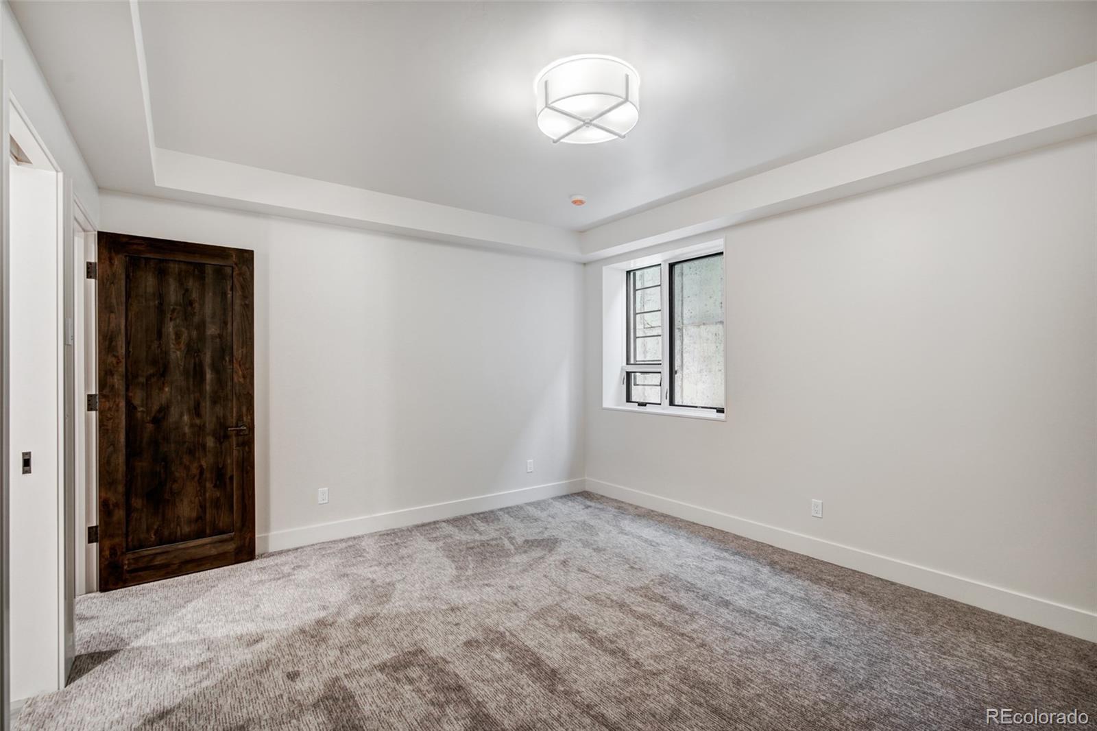 212 Frisco Alley