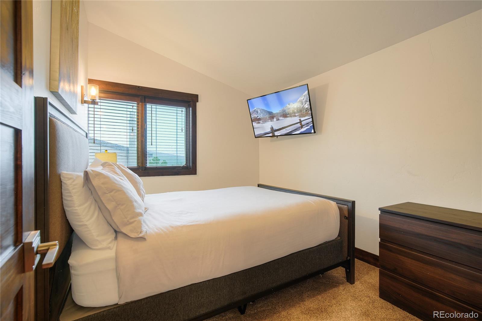 187 N Fuller Placer Road Unit: F