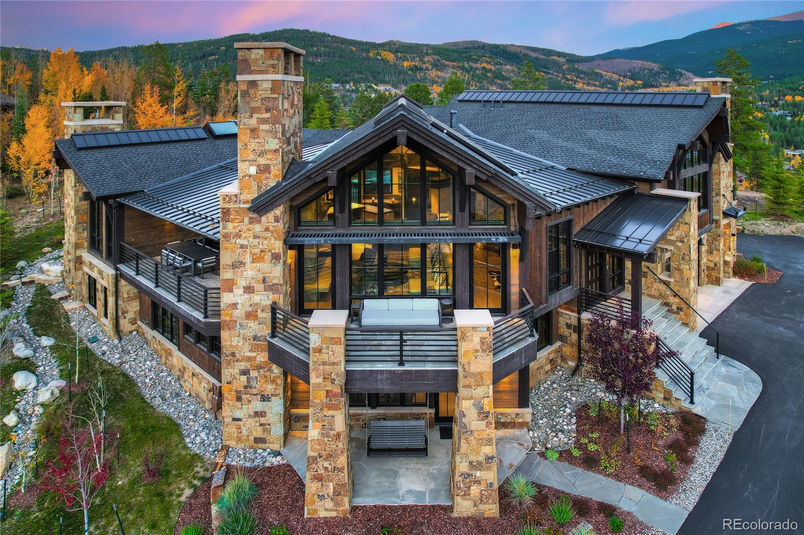 188 Peerless Drive