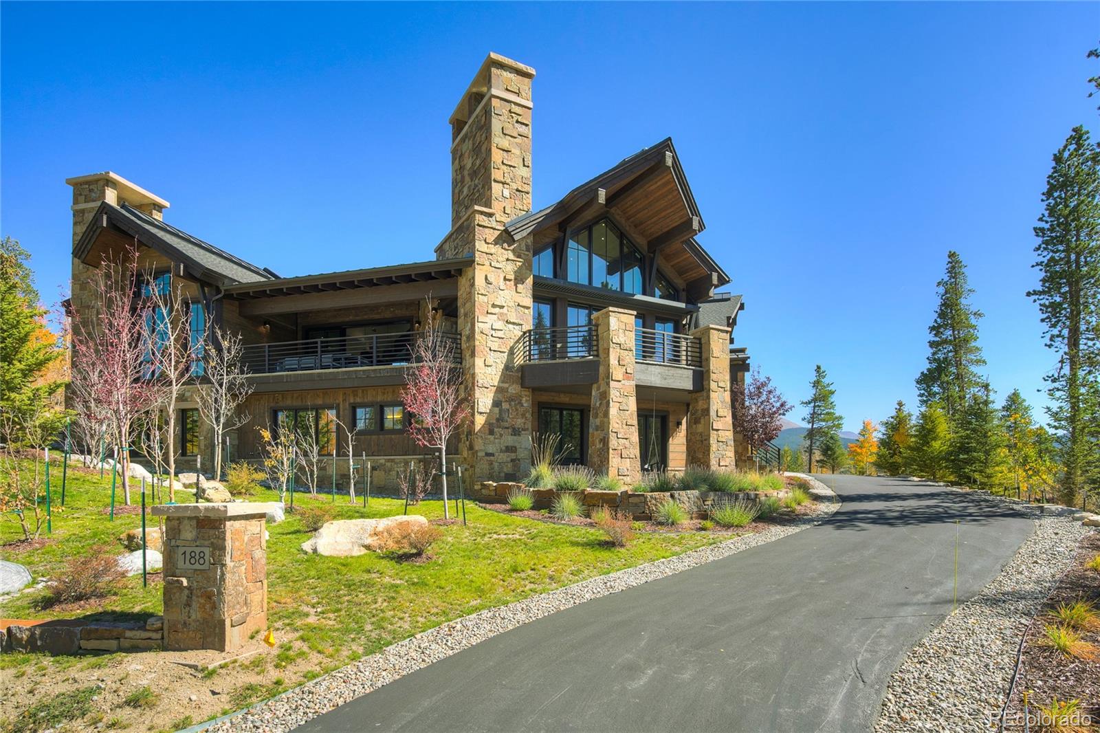 188 Peerless Drive