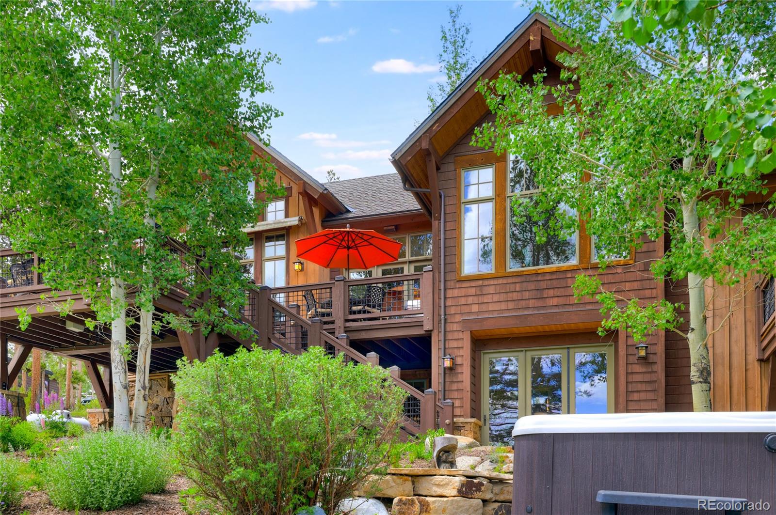 805 Highfield Trail