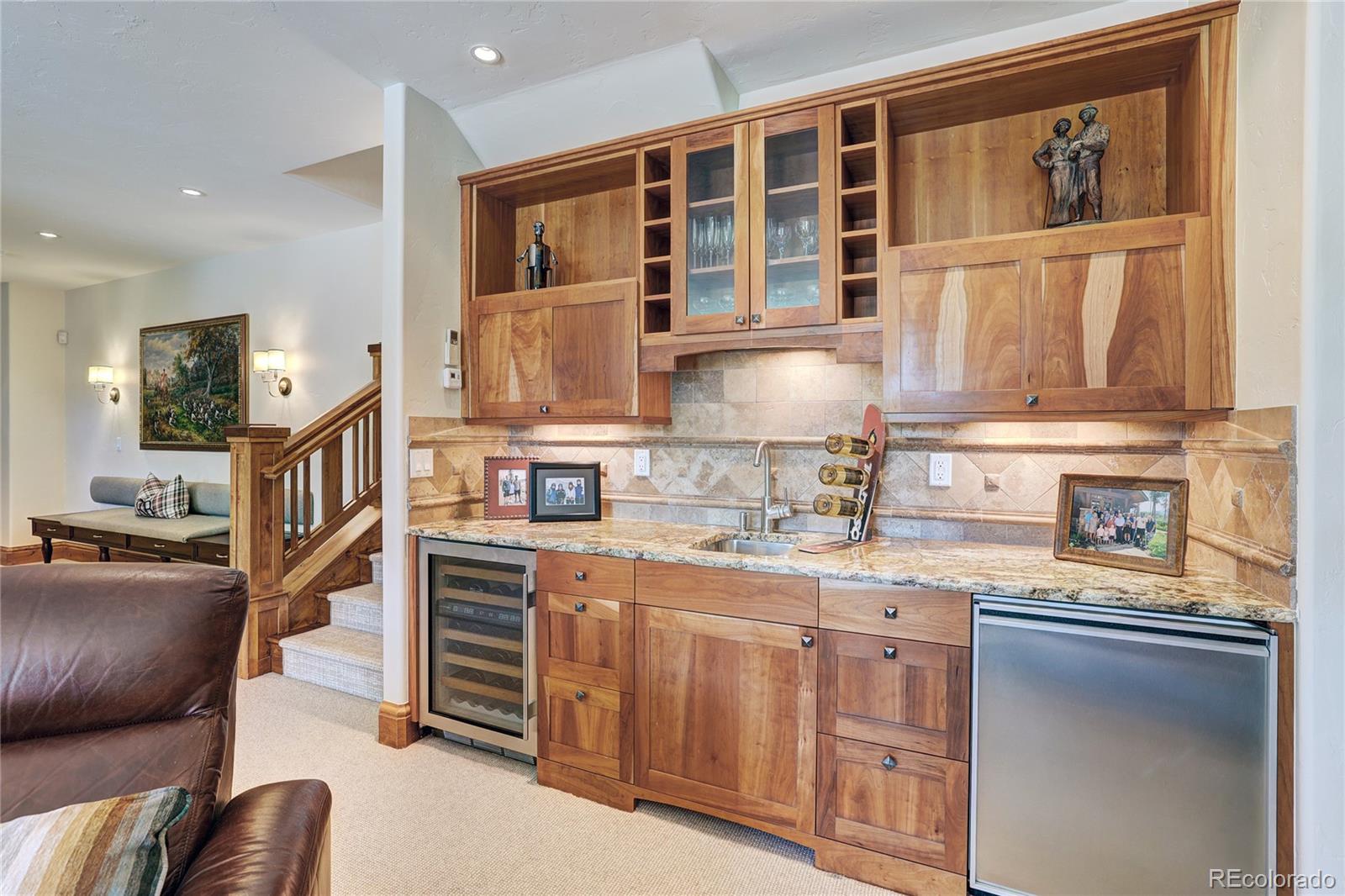 805 Highfield Trail