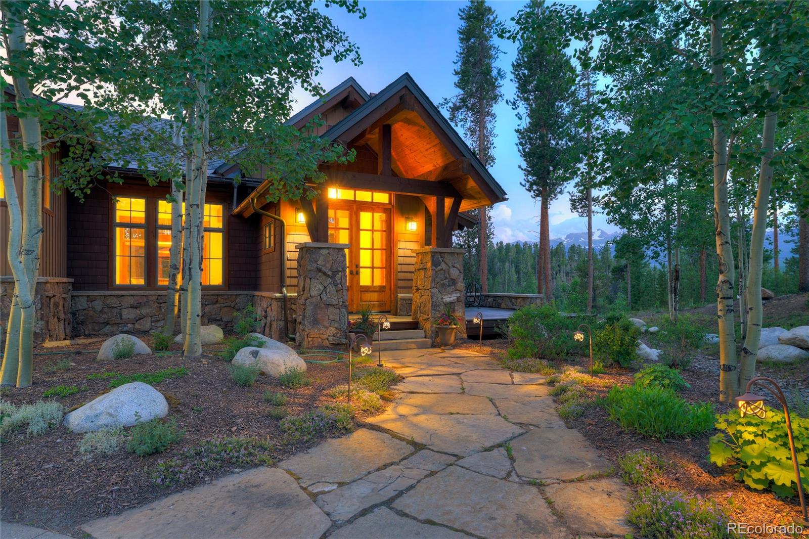 805 Highfield Trail
