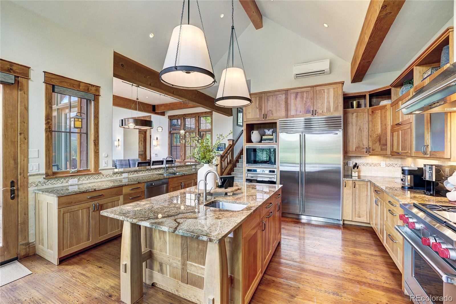 805 Highfield Trail