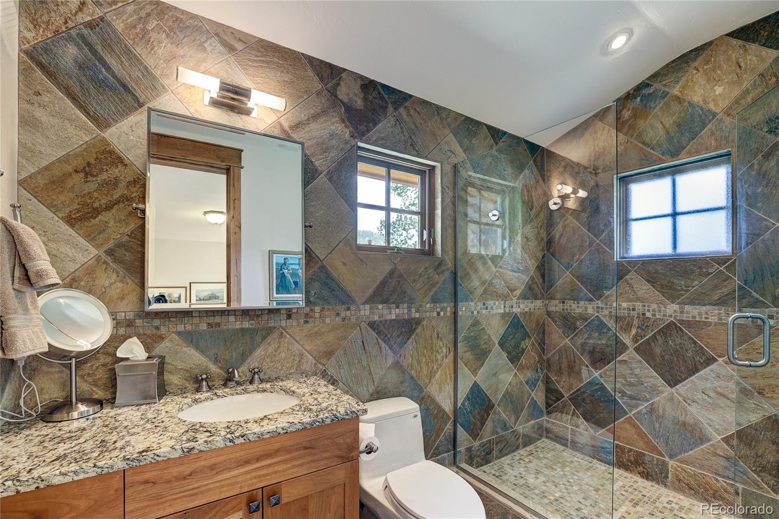 805 Highfield Trail