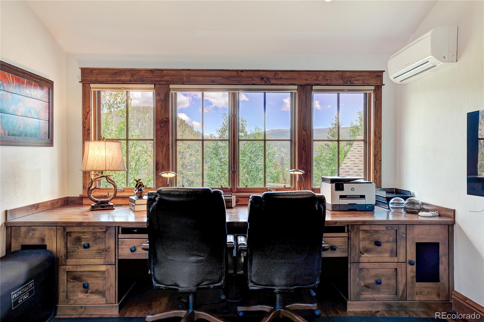 805 Highfield Trail