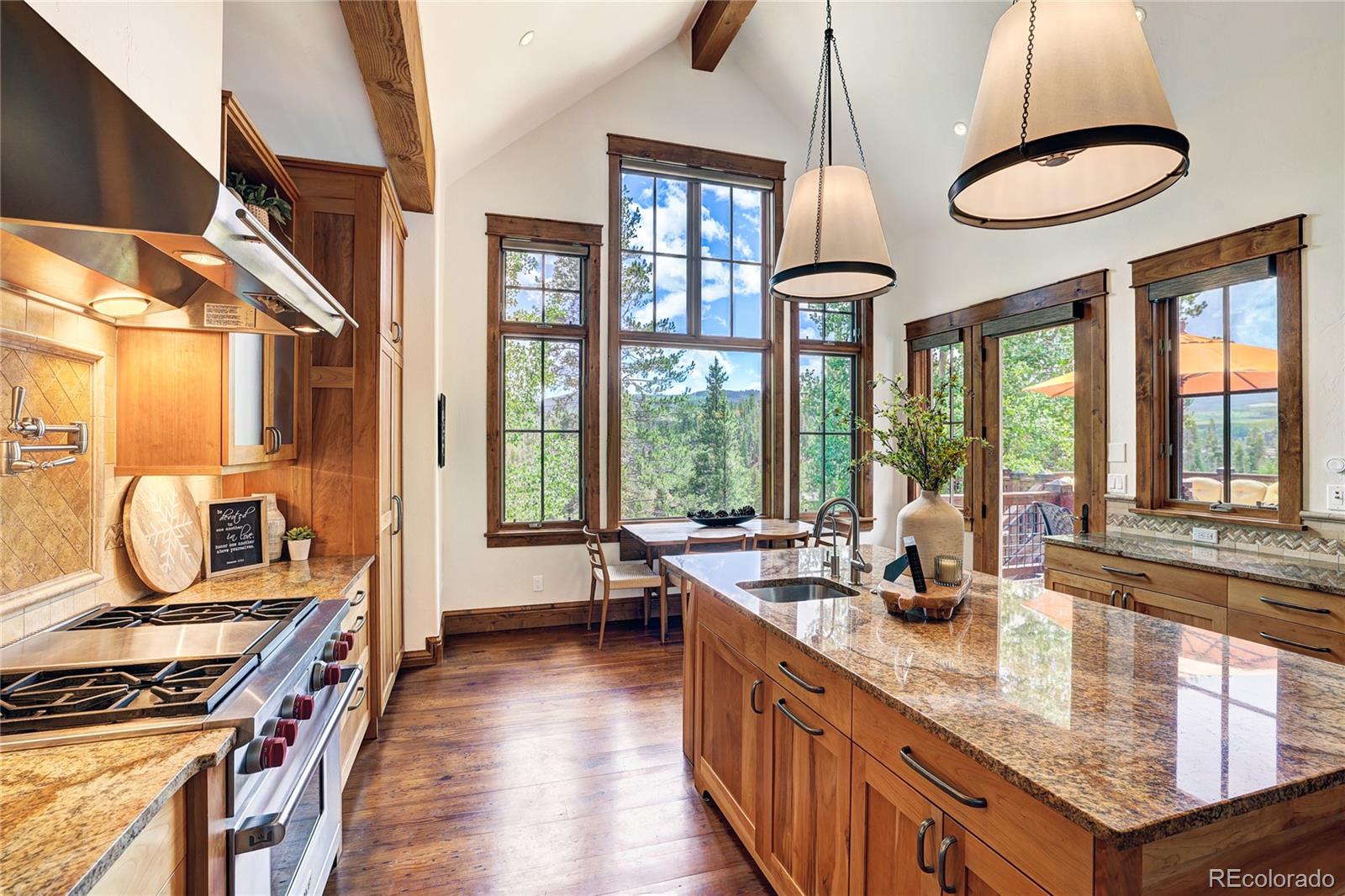 805 Highfield Trail