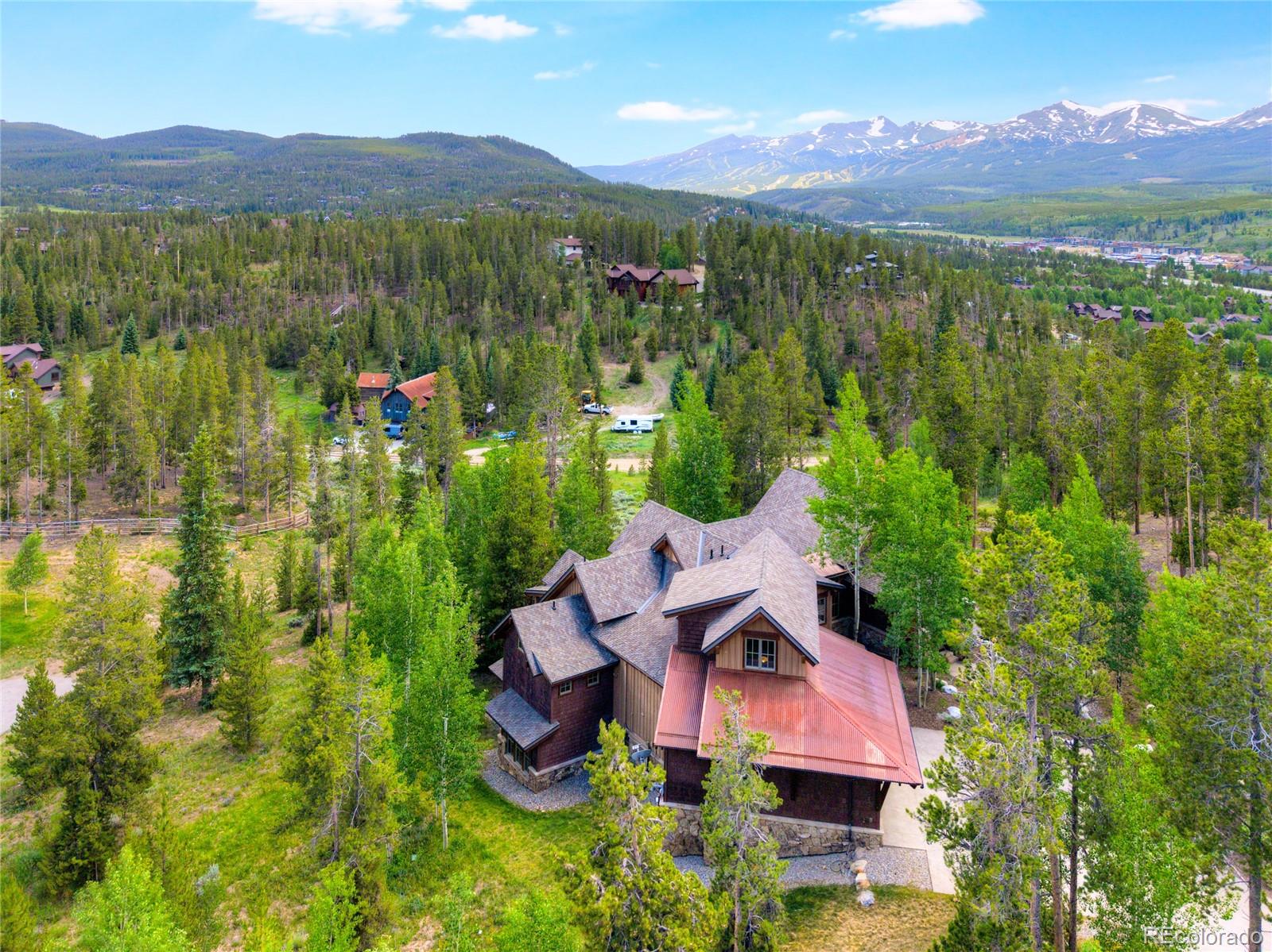 805 Highfield Trail