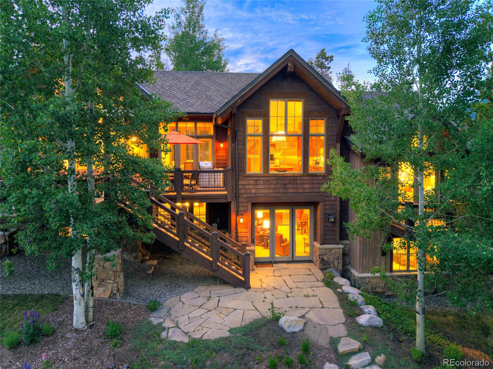 805 Highfield Trail