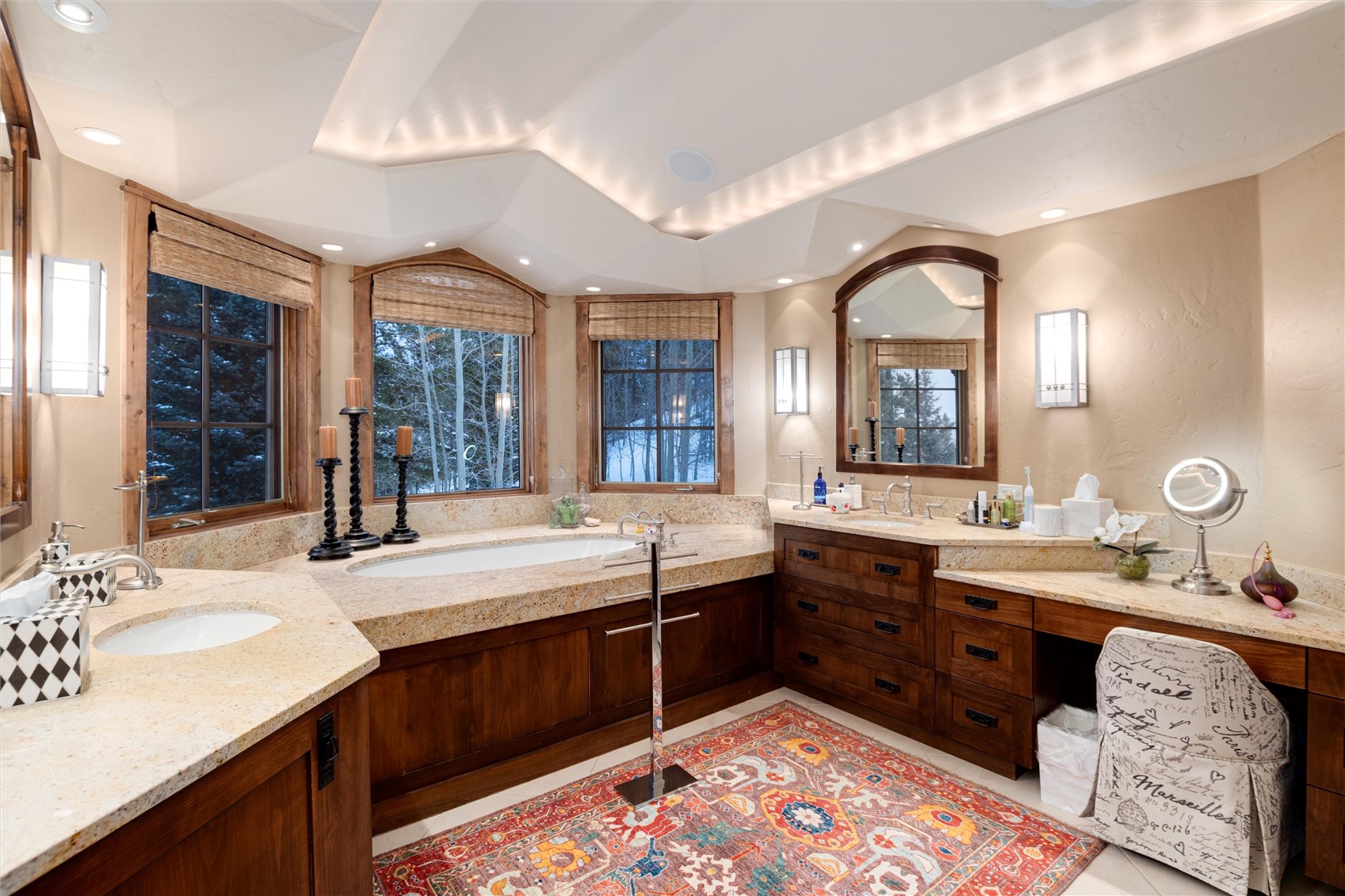 244 Peerless DRIVE
