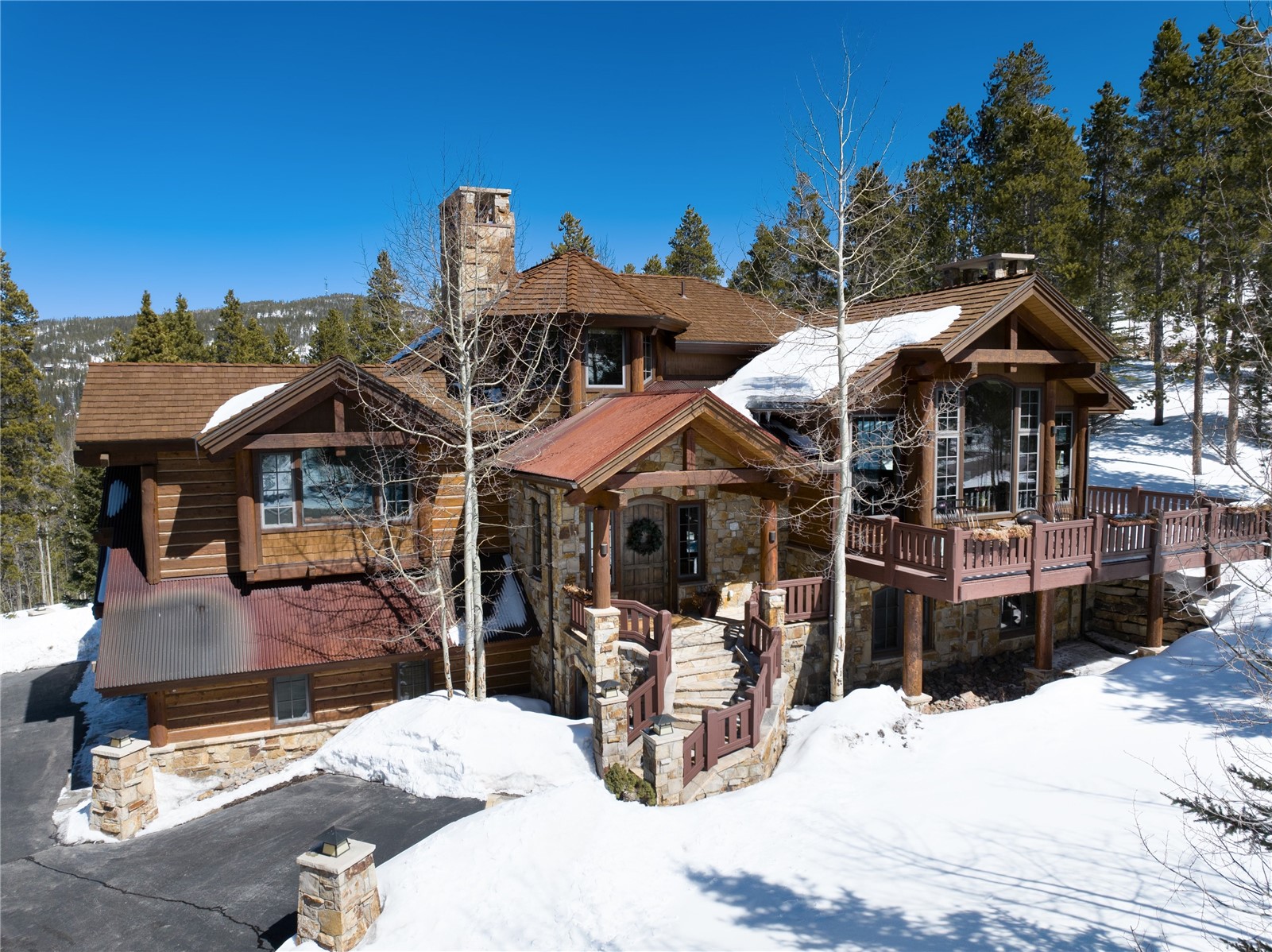 244 Peerless DRIVE