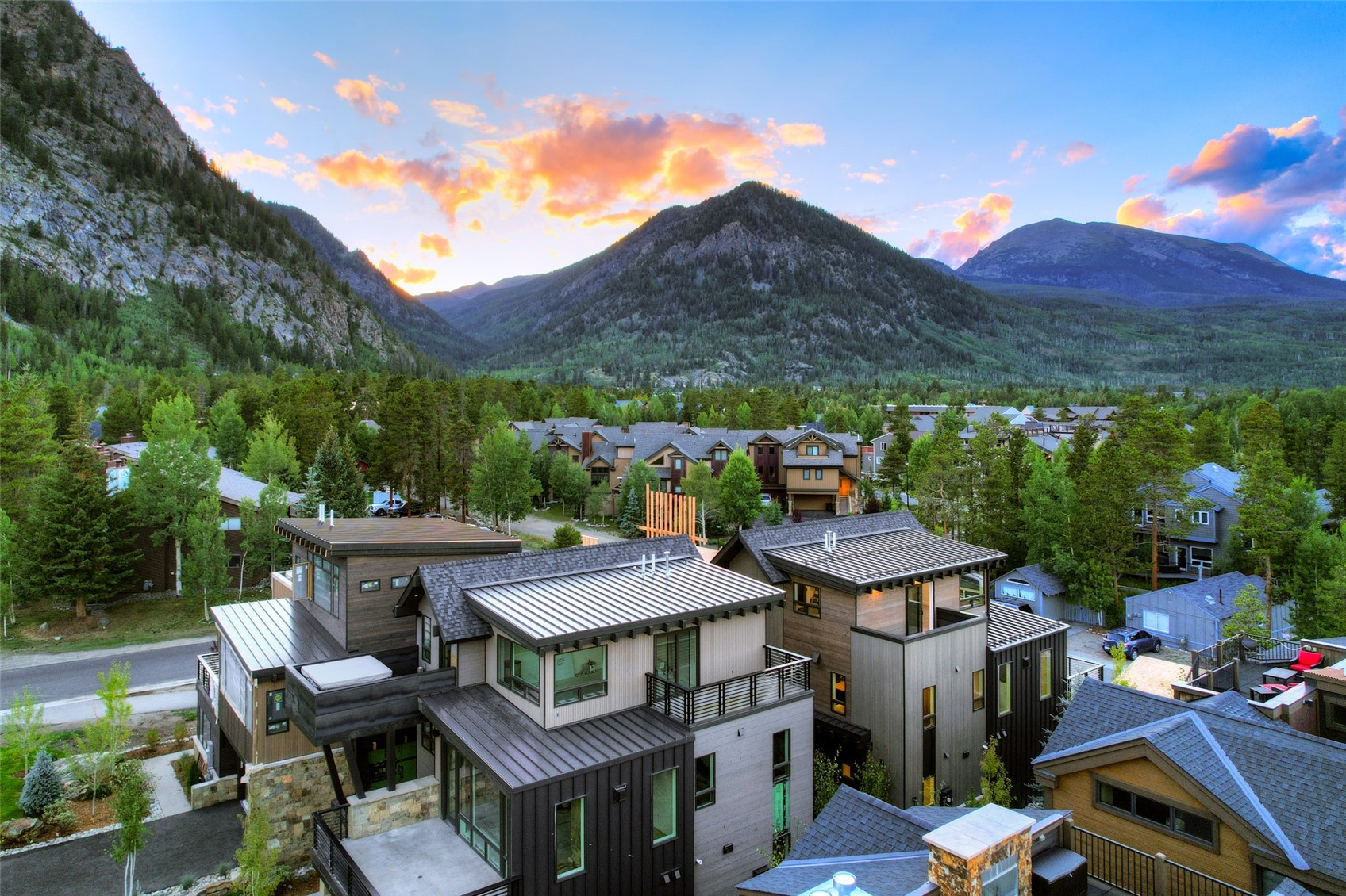 209 Frisco STREET 5