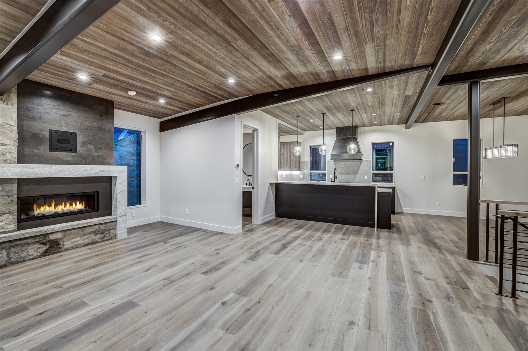 209 Frisco STREET 5
