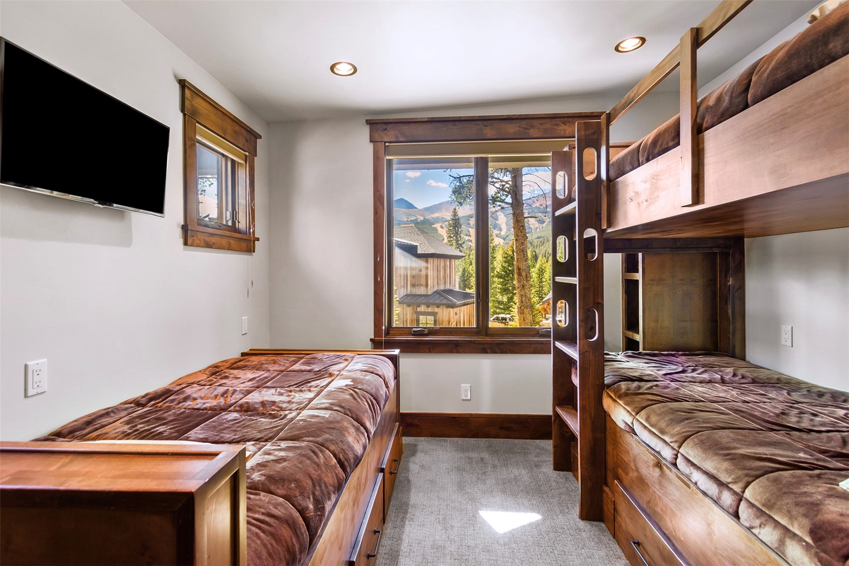 61 Union TRAIL 61