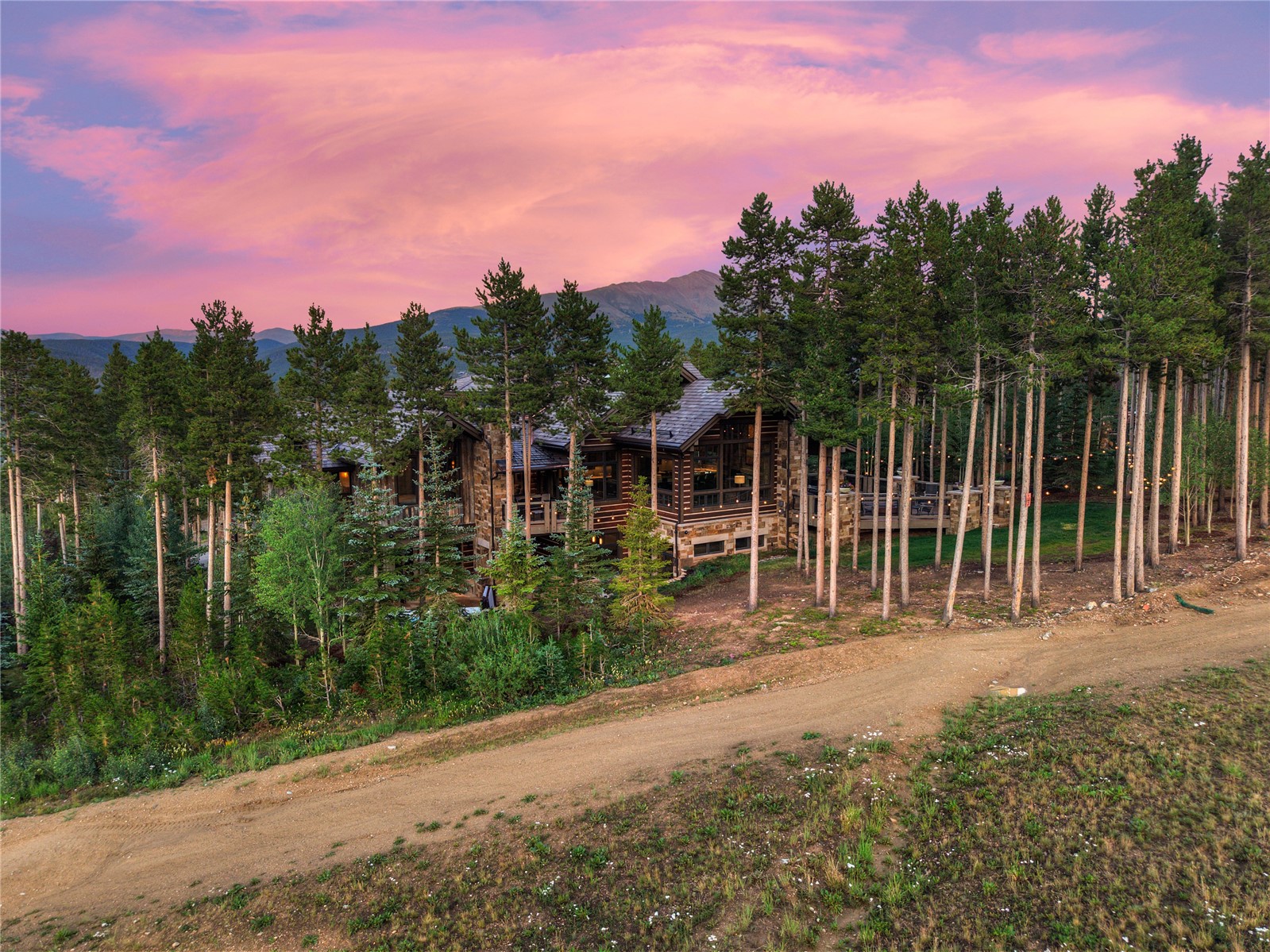 422 Timber Trail ROAD