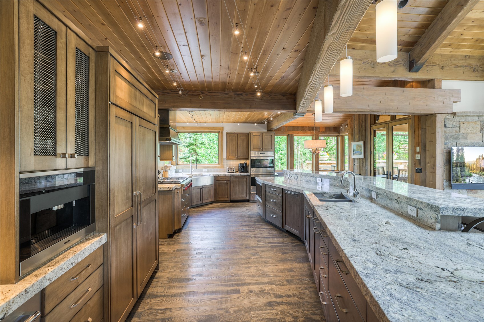 422 Timber Trail ROAD
